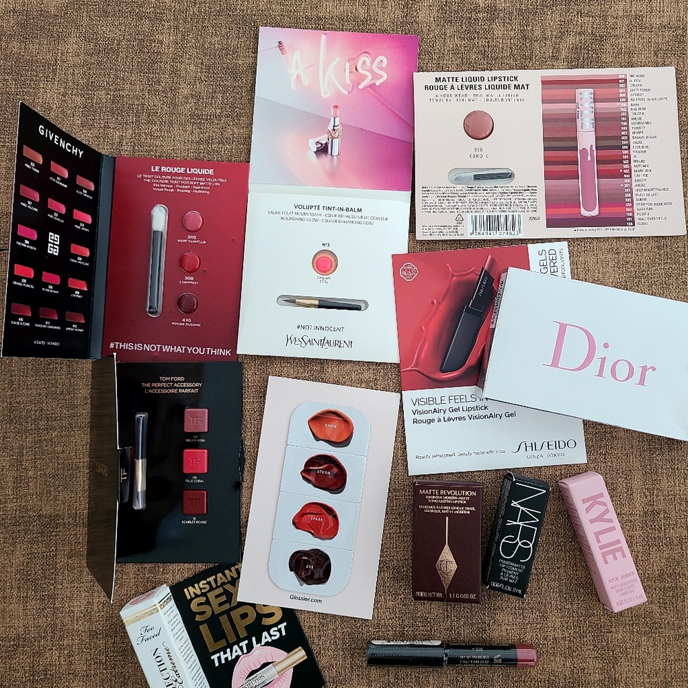 11 PIECE LOT HIGH END LIPSTICK SAMPLES NEW